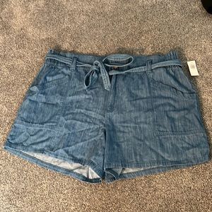 Women’s Chambray Shorts